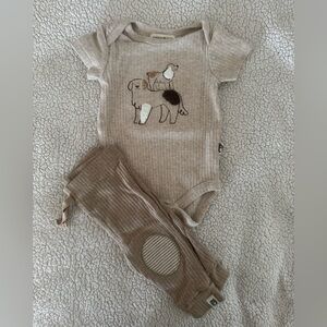 Rabbit + Bear Beige Kids Matching Set with Animal Design